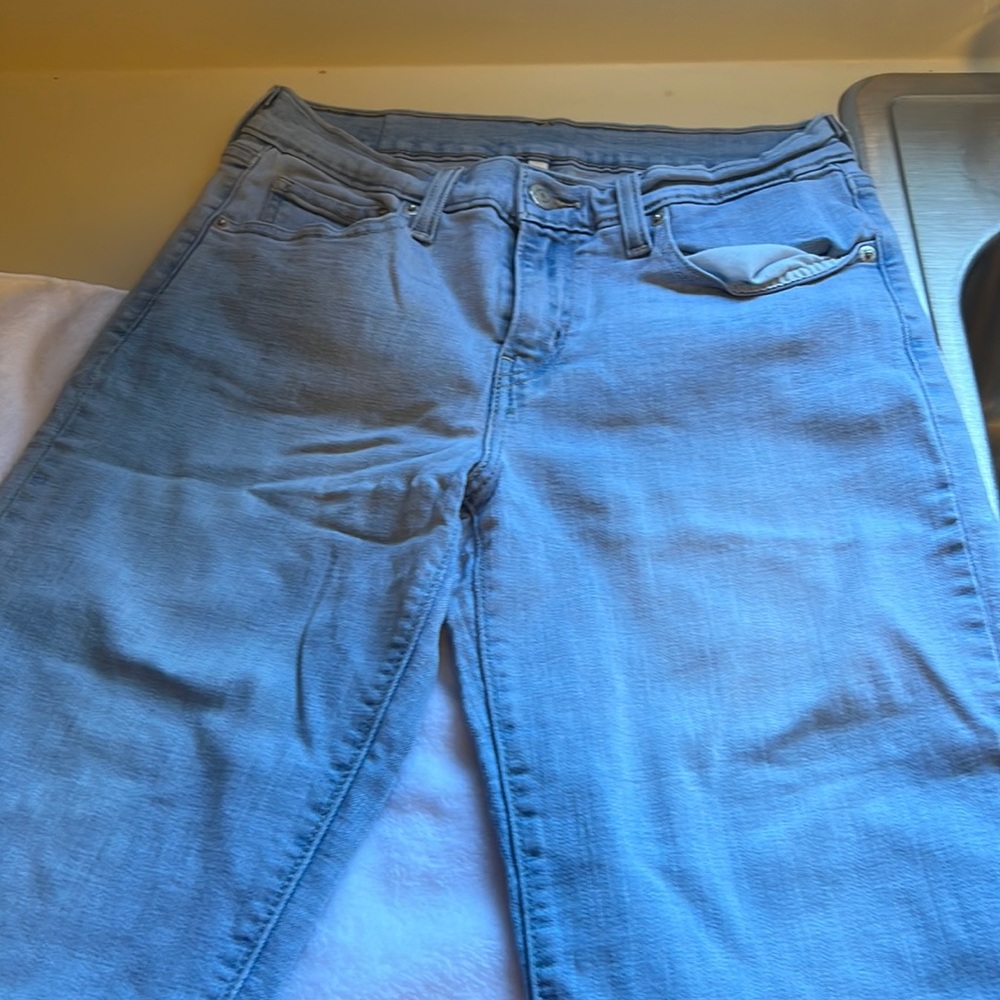 Women capris